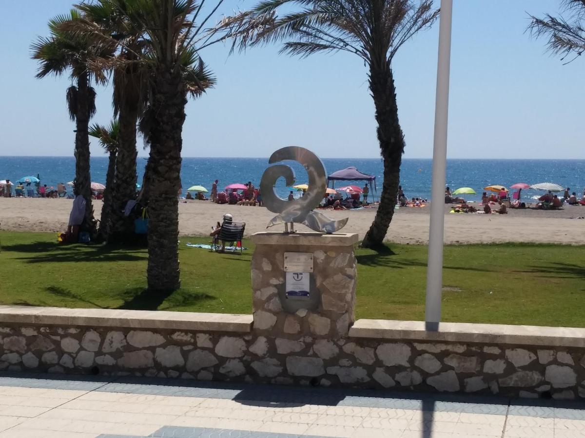 Apartamento Piso Cerca De La Playa Málaga Exterior foto